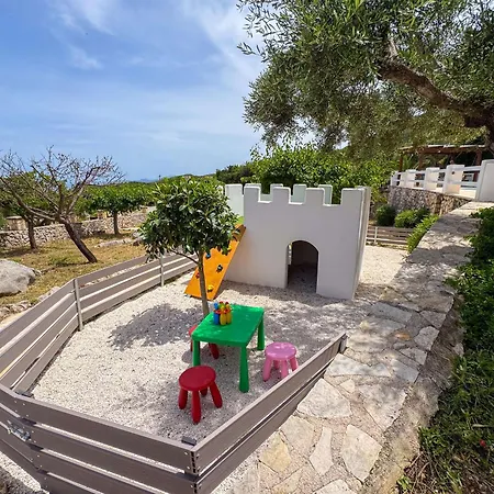 别墅 爱奥尼亚别墅 *