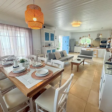 爱奥尼亚别墅 别墅 *